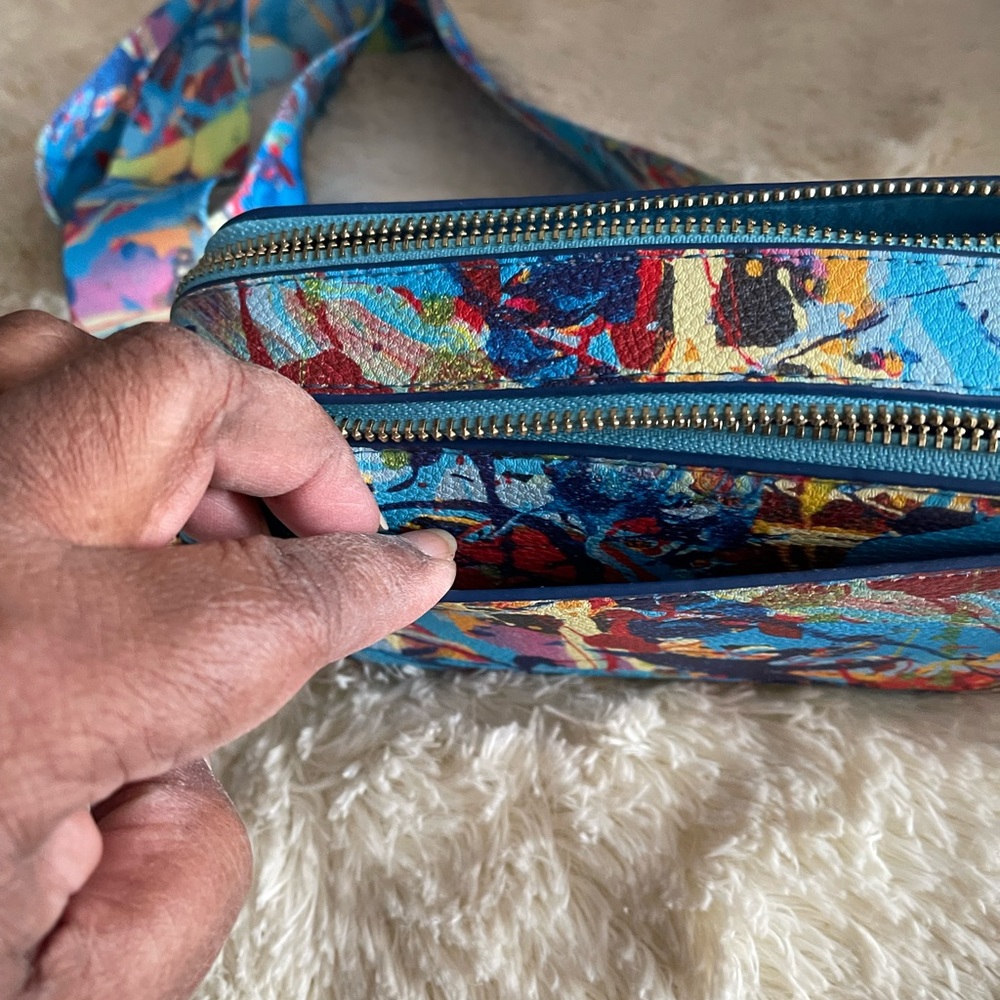 Jumper Maybach X Ahdorned. Camera Bag with Strap. NWT - Picture 3 of 6